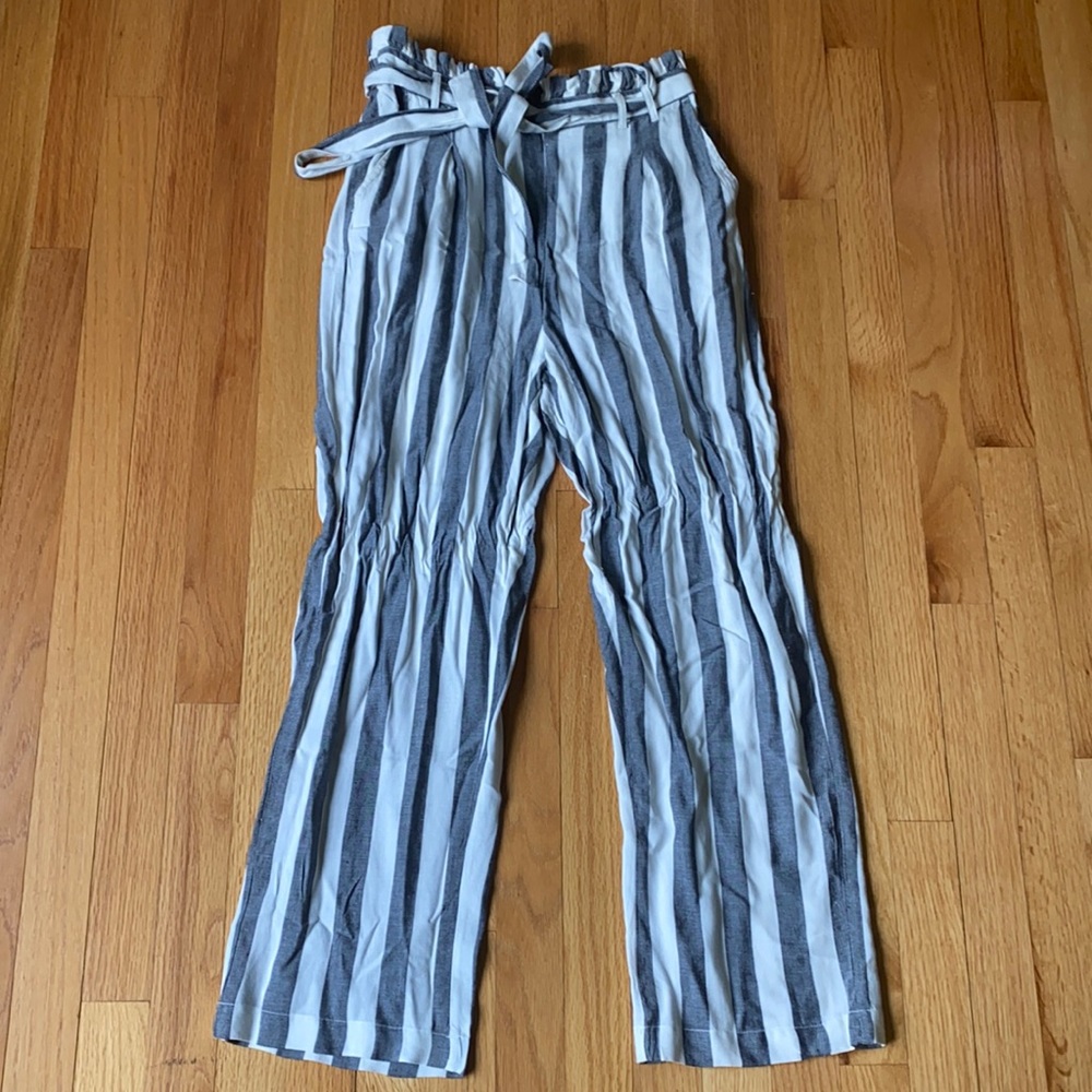 American Eagle Stripped Paper Bag Pants